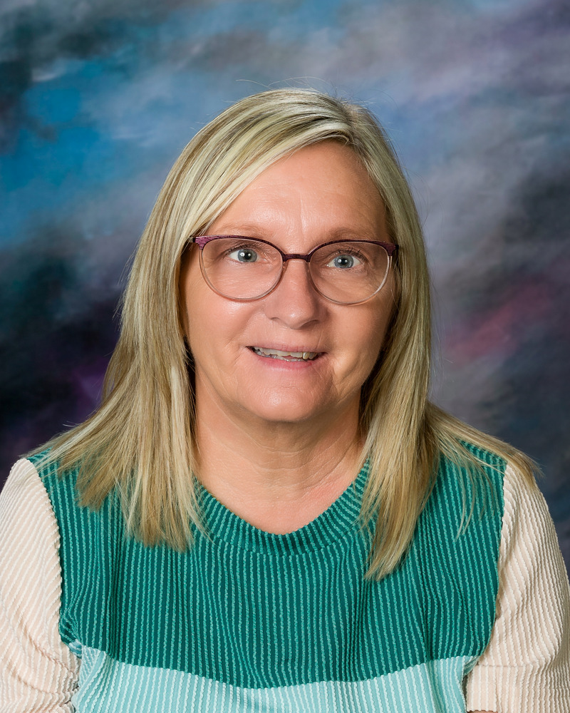 Kristine Turner : Food Service Manager