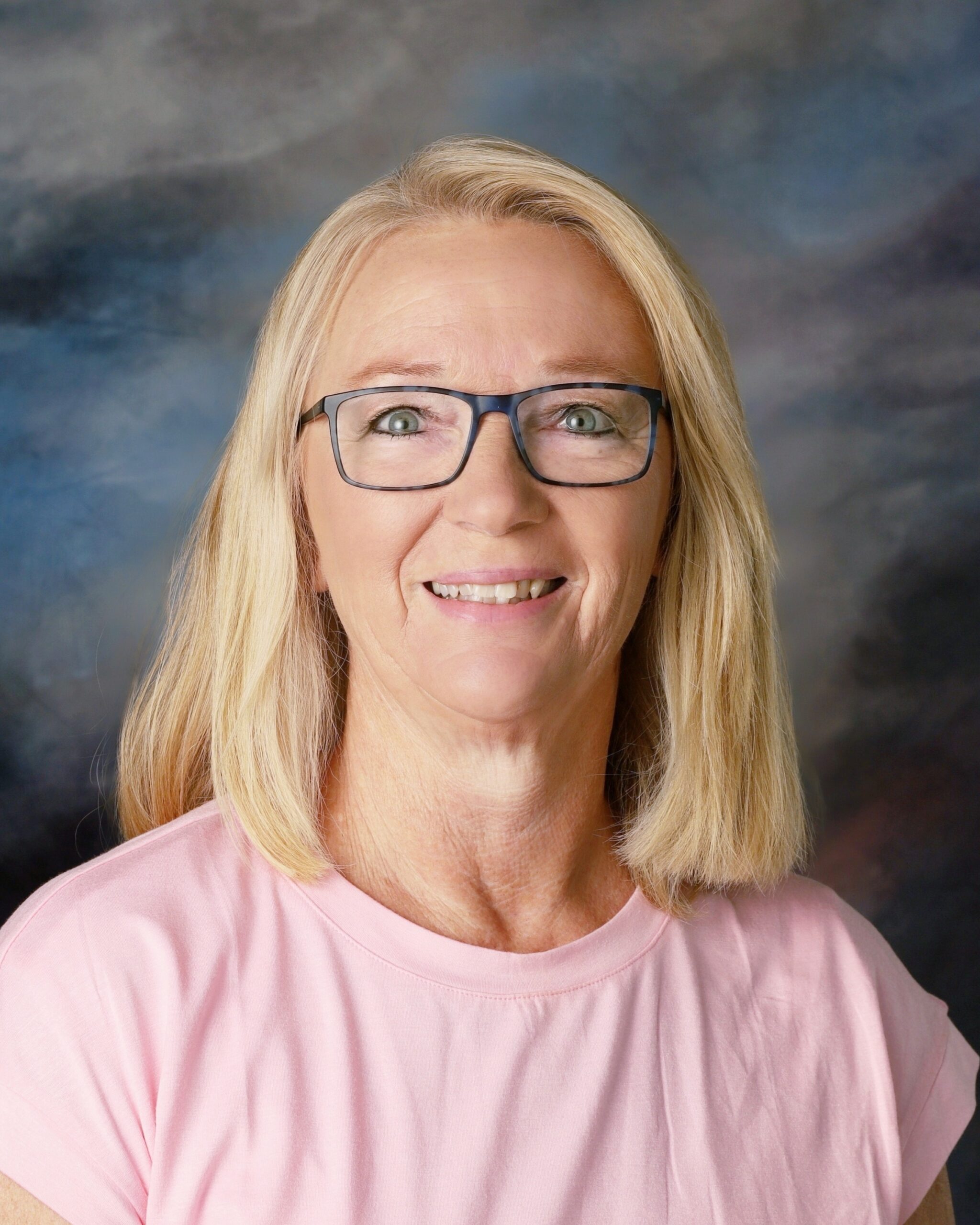 Toni Kearsley : Instructional Assistant