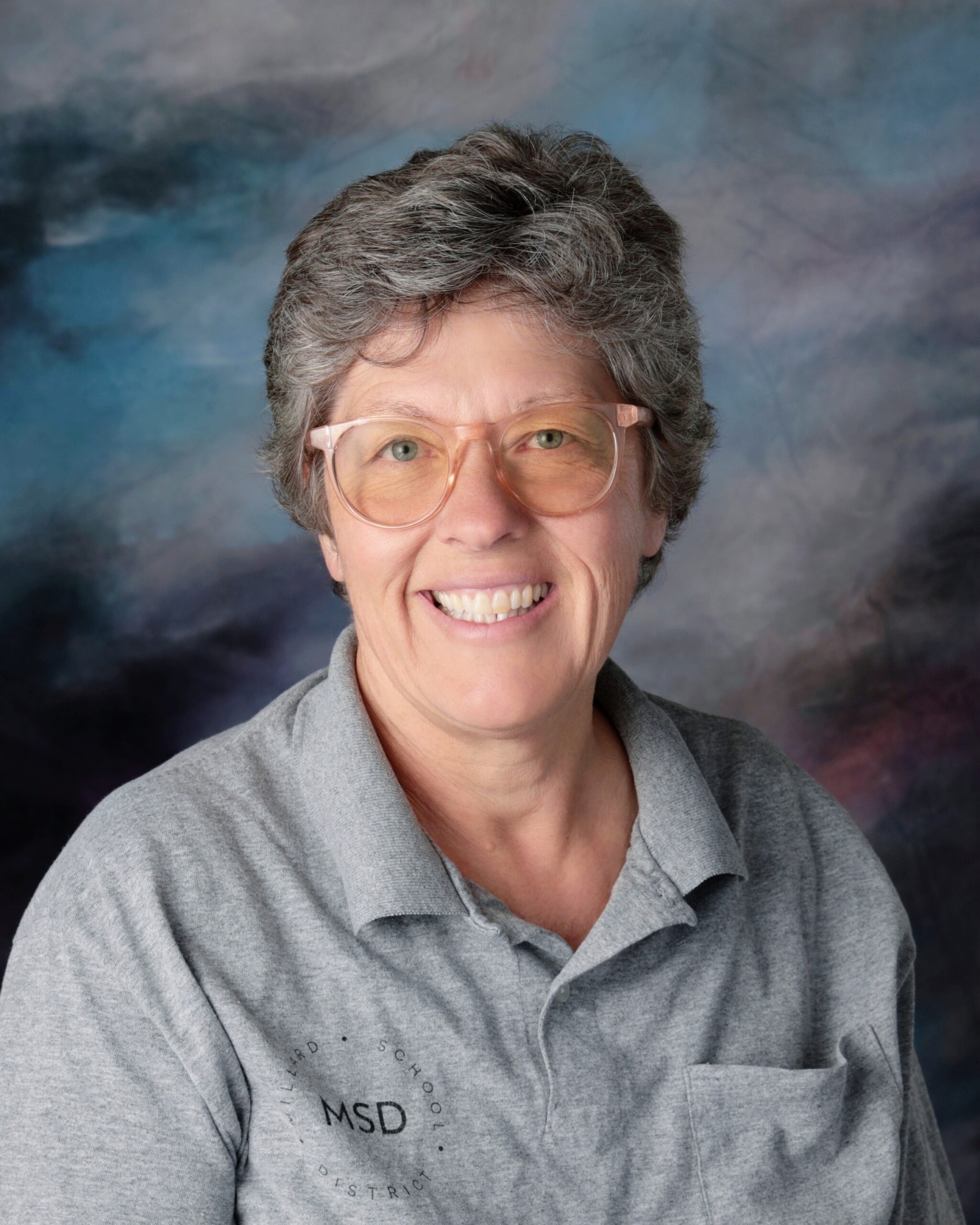 Betsy Lee : Manager