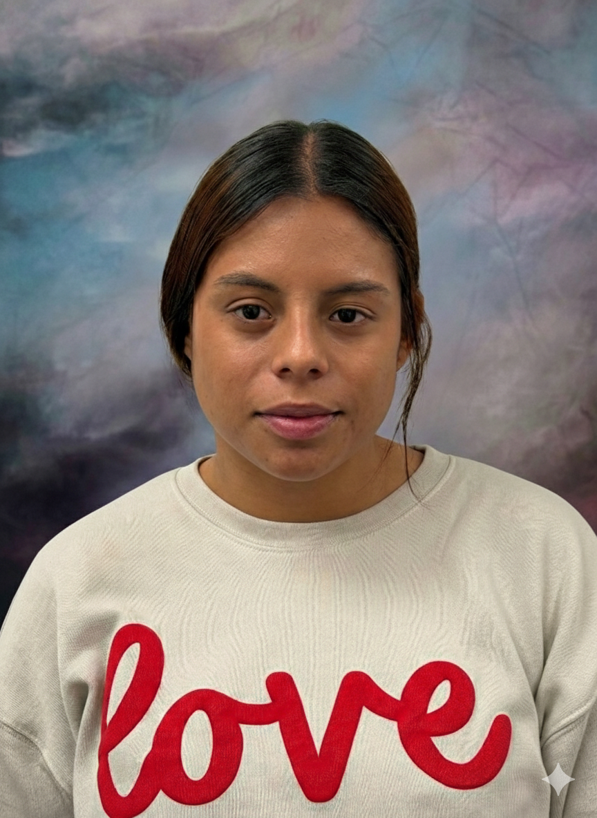 Joana Alcaraz : Instructional Assistant