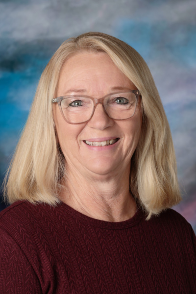 Toni Kearsley : Instructional Assistant