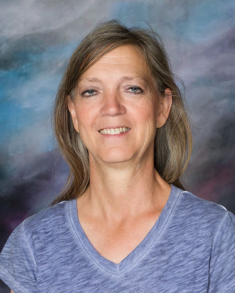 Joan Finlinson : Instructional Assistant