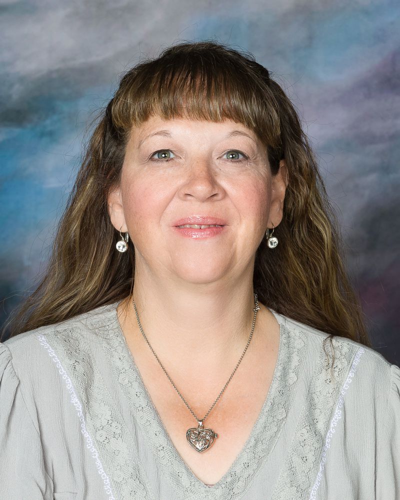 Lori Clark : Instructional Assistant