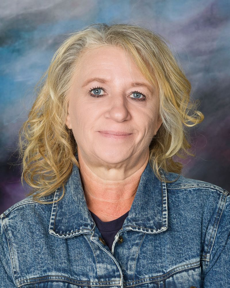 Pam Hathaway : Instructional Assistant