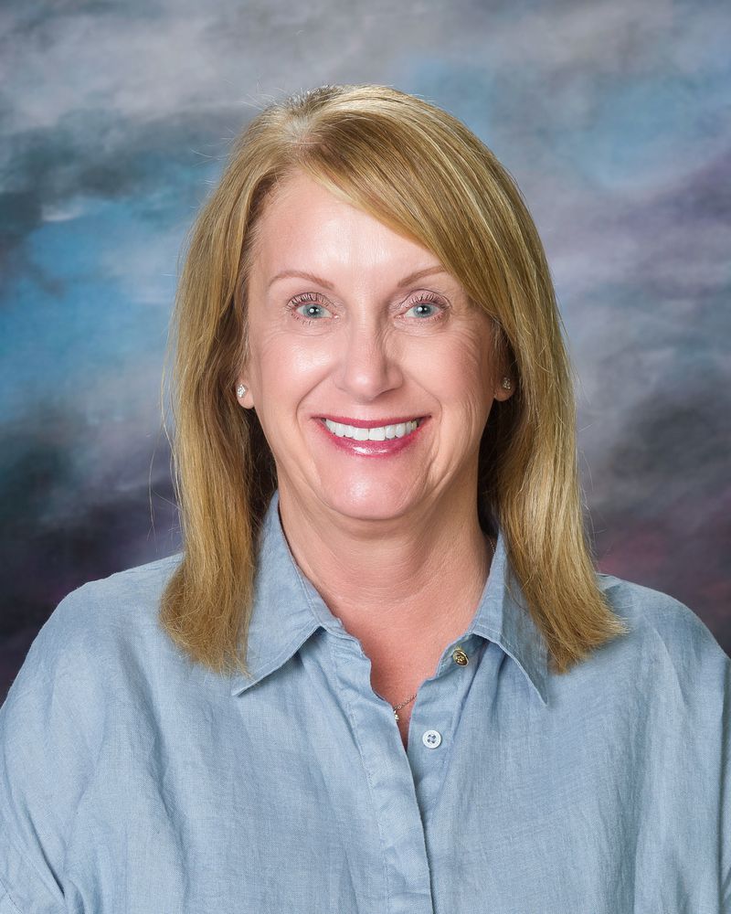 Lynne Harris : Technology Specialist
