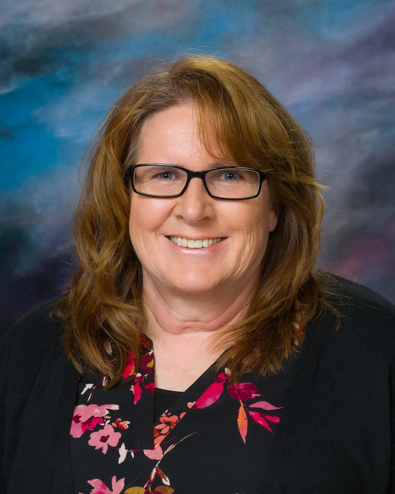 Carolee Ferris : Principal