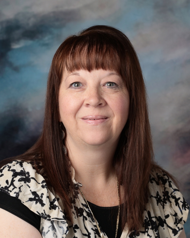 Lori Clark : Instructional Assistant