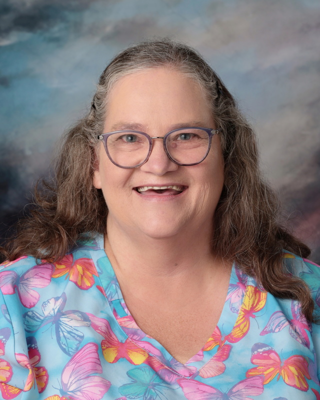 Michelle Roper : Lunch Worker