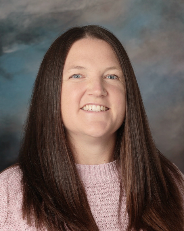 Alizabeth Szilagyi : Counselor