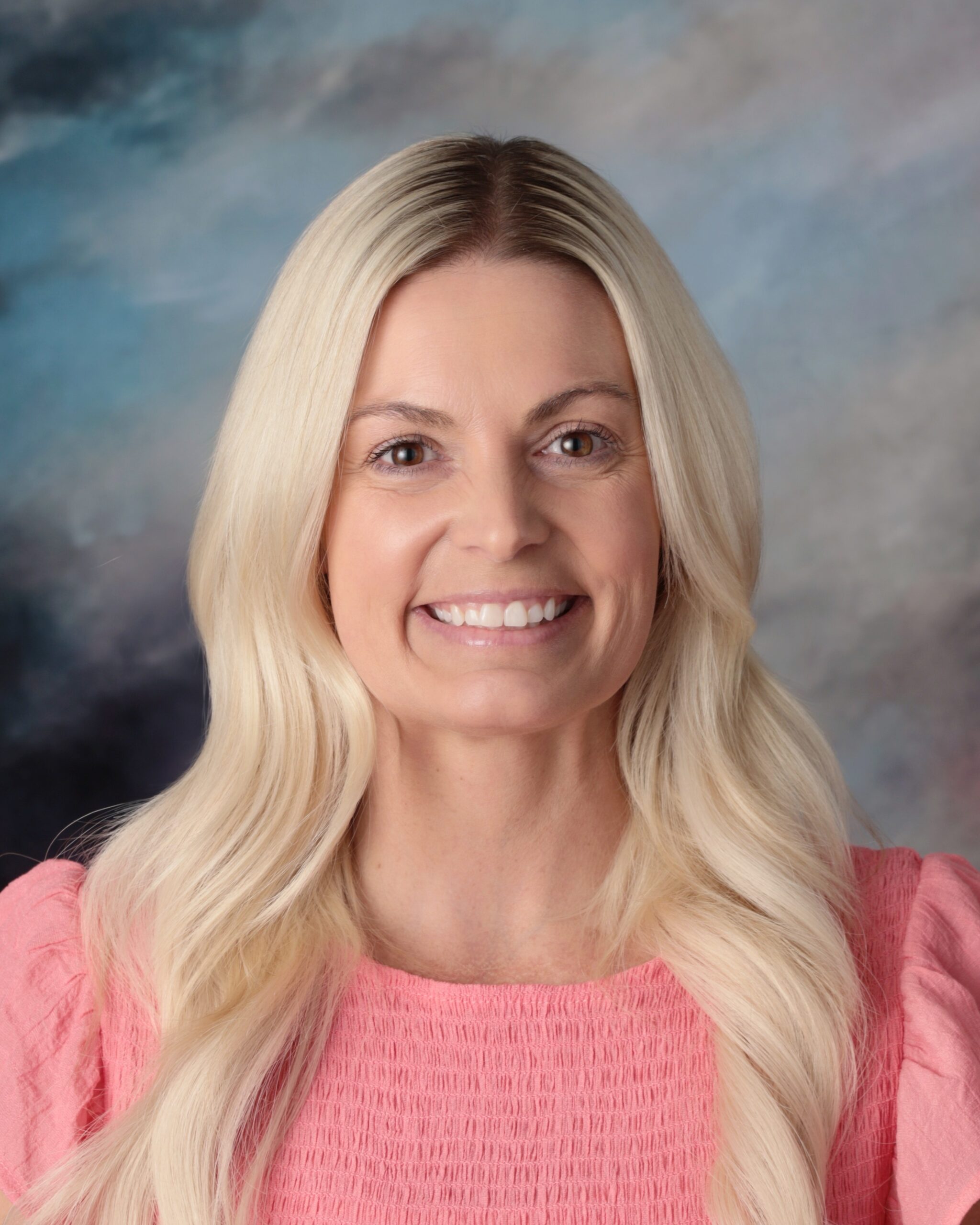 Mrs. Sarah Shiner : STEM Specialist
