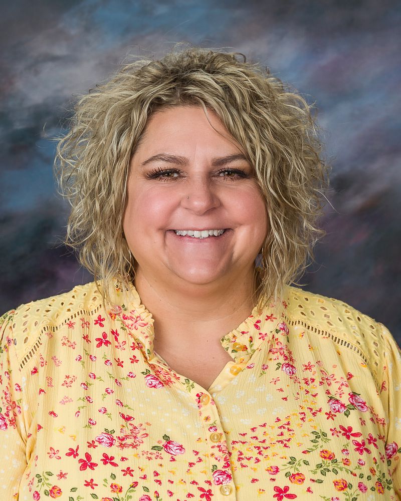 Mrs. Mindie Boothe : ESL