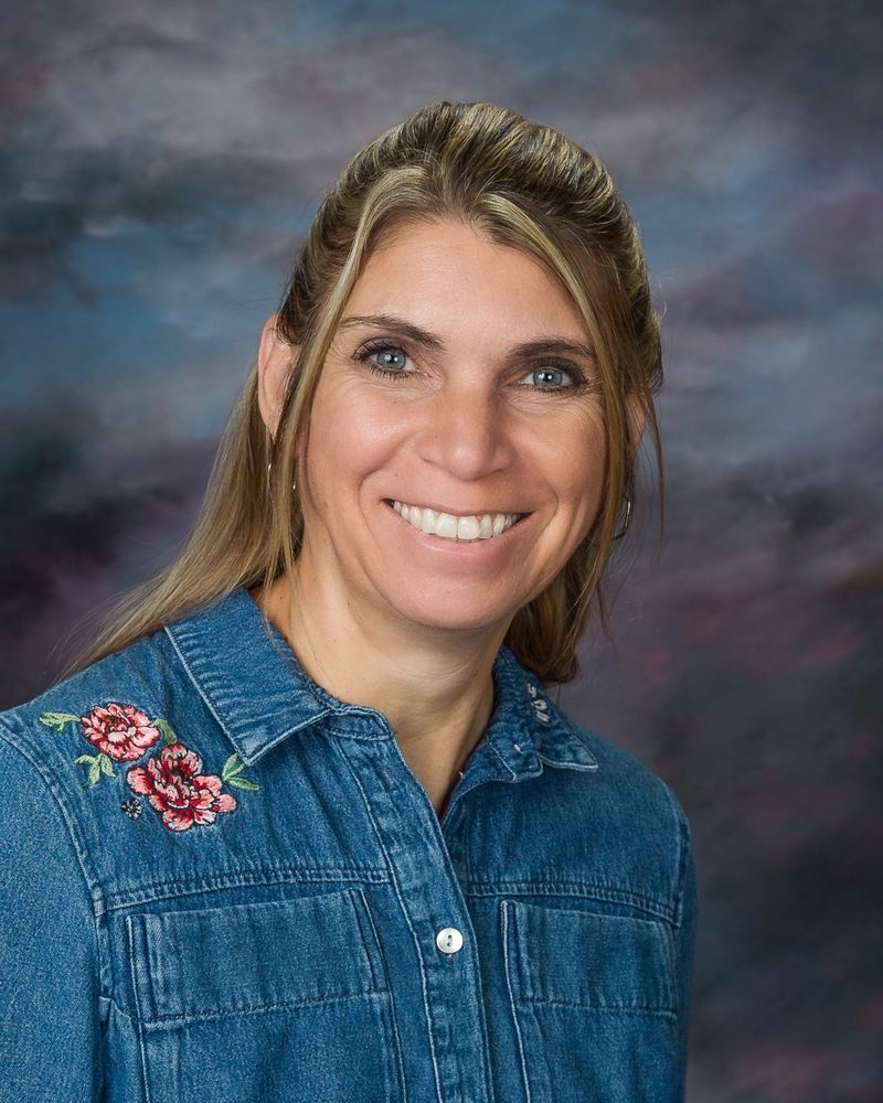 Mrs. Caralee Wood : Technology Specialist