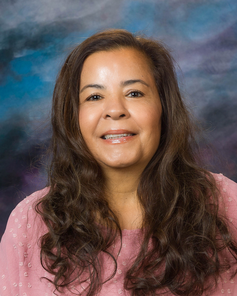 Lorena Martinez : Food Services