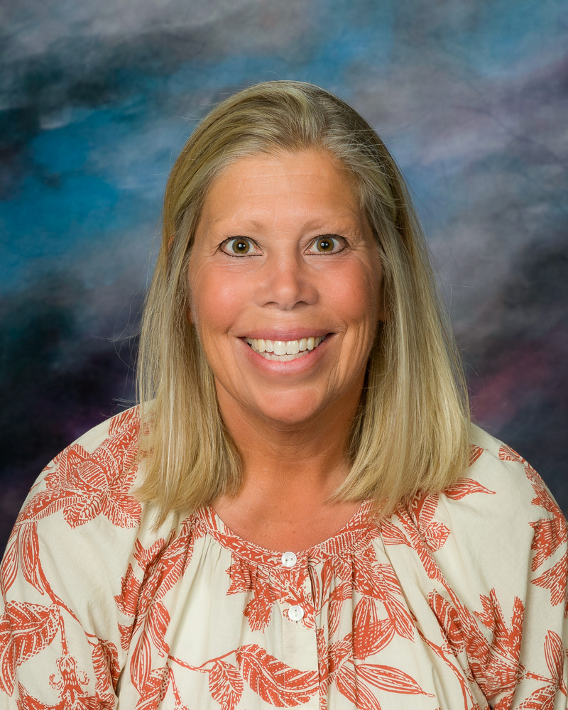 Mrs. Sue Davies : Instructional Assistant