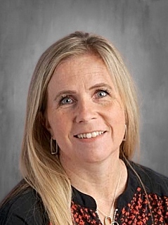 Leona Moat : Counselor